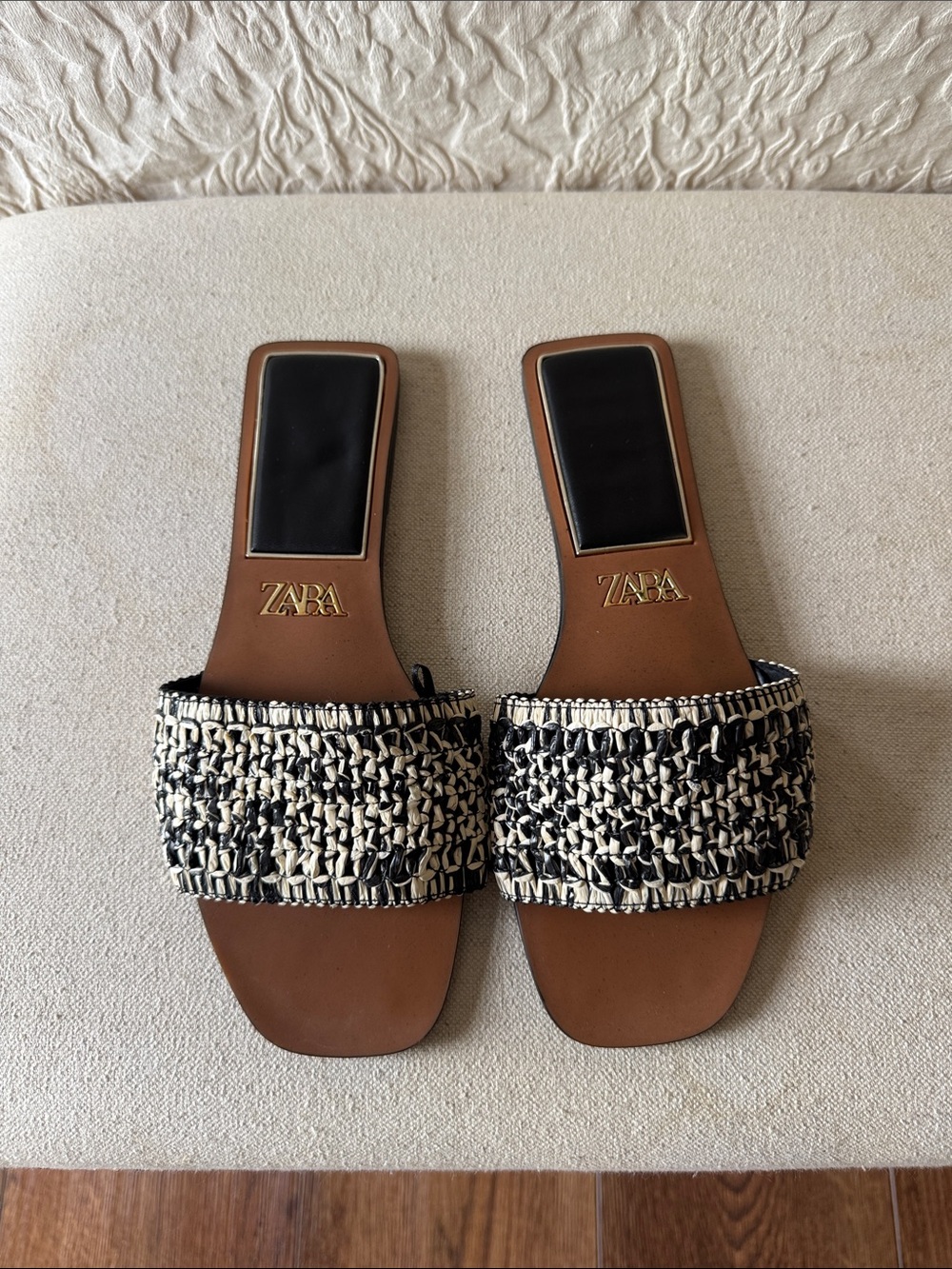 ZARA Black & Cream Woven Slide Mules